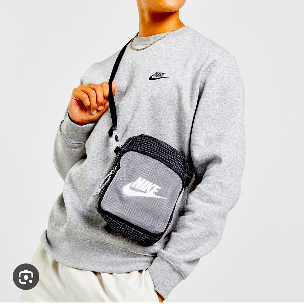 Nike Heritage 2.0 Crossbody Bag